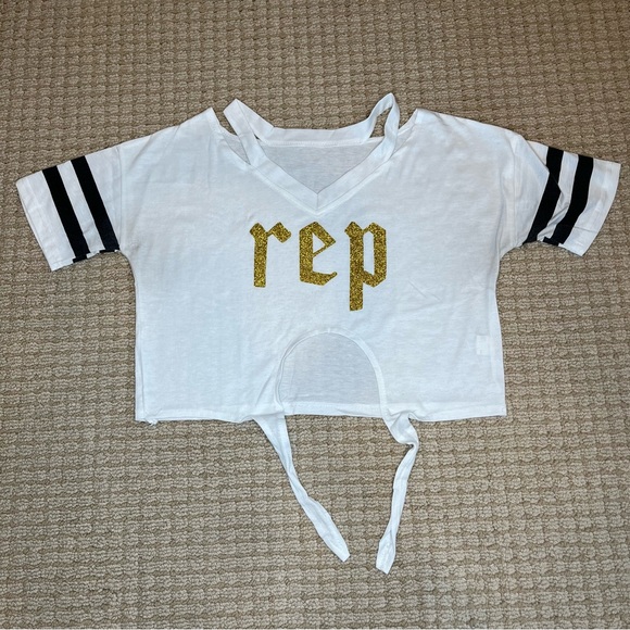 EUC Taylor Swift Rep Tee - Picture 1 of 4